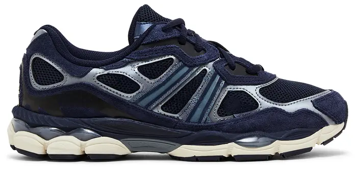 Casual NYC-style sneakers (70+ variants)