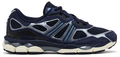 Casual NYC-style sneakers (70+ variants)